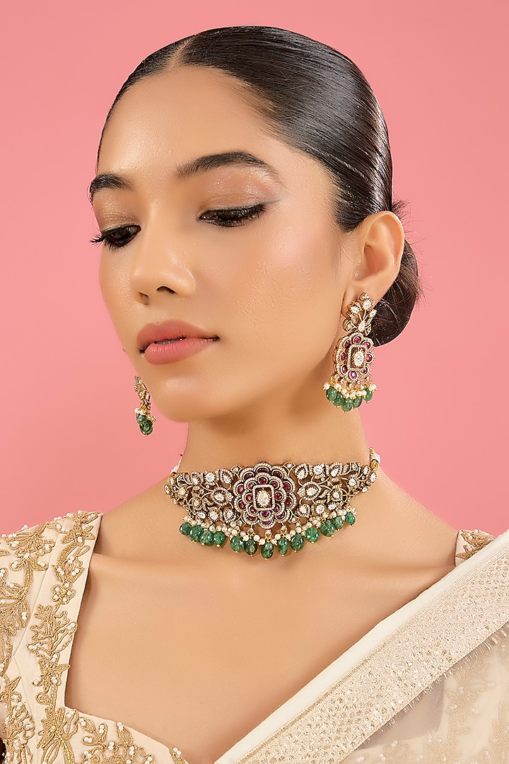 Gold Finish Kundan Polki & Fluorite Choker Necklace Set by Amreli Jaipur at Pernia's Pop Up Shop