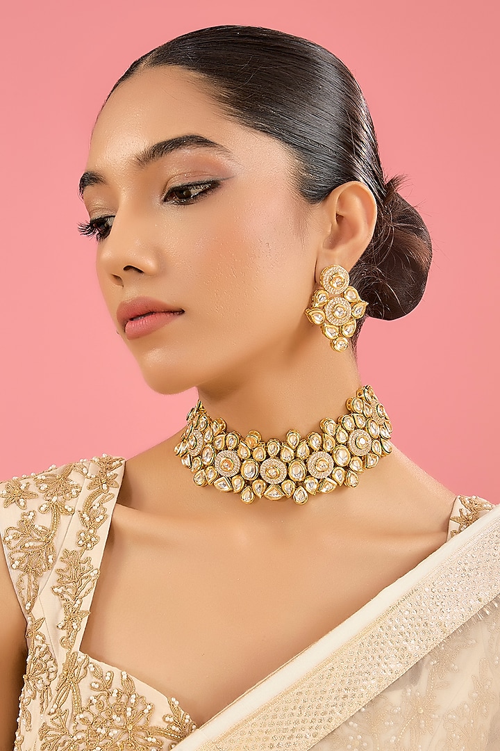 Gold Finish Kundan Polki Choker Necklace Set by Amreli Jaipur at Pernia's Pop Up Shop