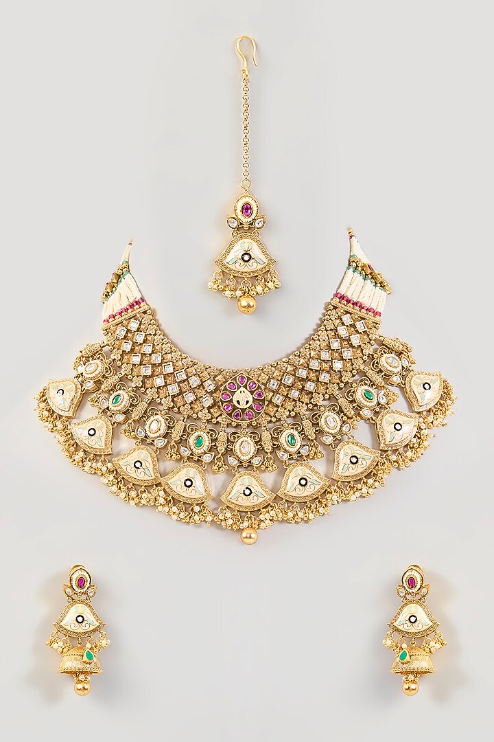 Gold Finish Kundan Polki & Kemp Stone Necklace Set by Amreli Jaipur at Pernia's Pop Up Shop