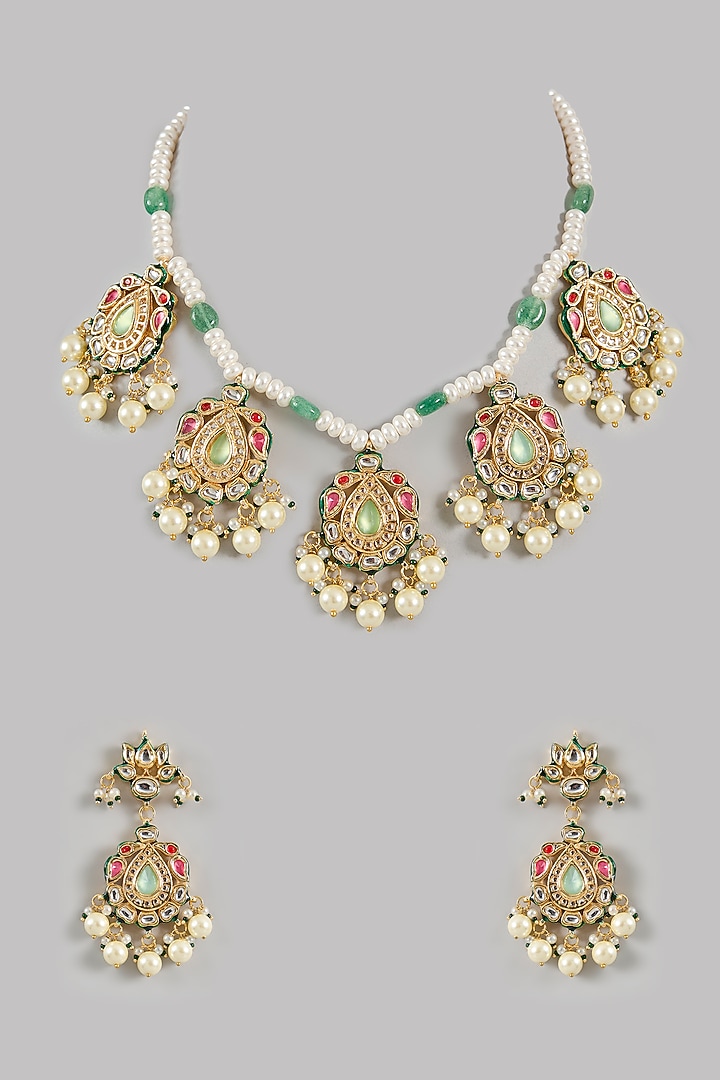 Gold Finish Kundan Polki & Beaded Necklace Set by Amreli Jaipur at Pernia's Pop Up Shop