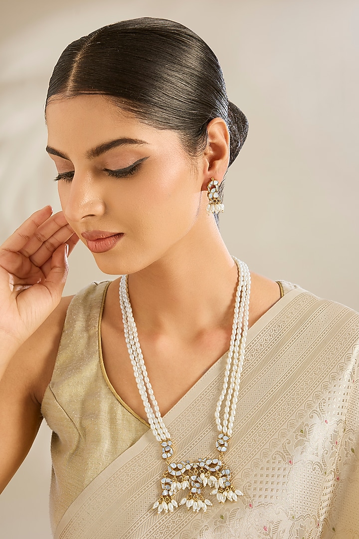 Gold Finish Kundan Polki & Mother Of Pearl Necklace Set by Amreli Jaipur at Pernia's Pop Up Shop