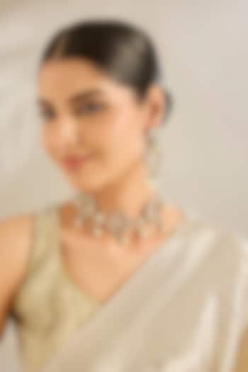 Gold Finish Kundan Polk & Beaded Choker Necklace Set by Amreli Jaipur at Pernia's Pop Up Shop