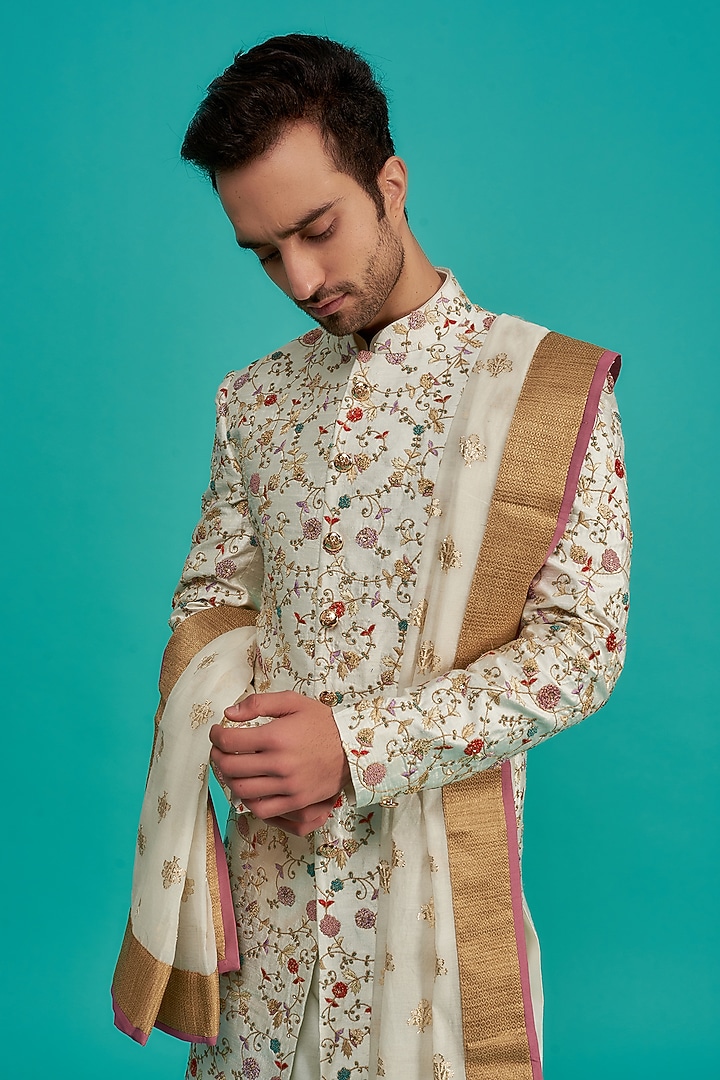 Off-White Raw Silk Hand Embroidered Groom Sherwani Set by AMIT ARORA at Pernia's Pop Up Shop