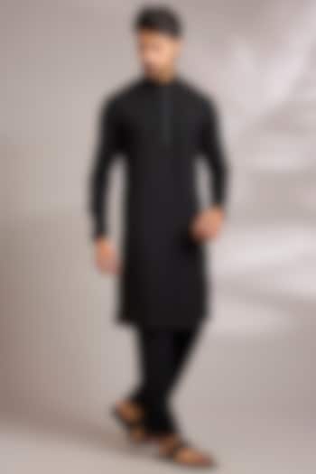 Black Silk Embroidered Kurta Set by AMIT ARORA at Pernia's Pop Up Shop