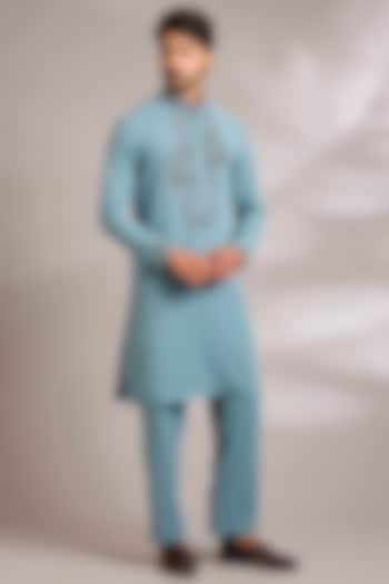 Turquoise Silk Embroidered Kurta Set by AMIT ARORA at Pernia's Pop Up Shop