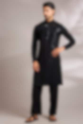 Black Silk Embroidered Kurta Set by AMIT ARORA at Pernia's Pop Up Shop