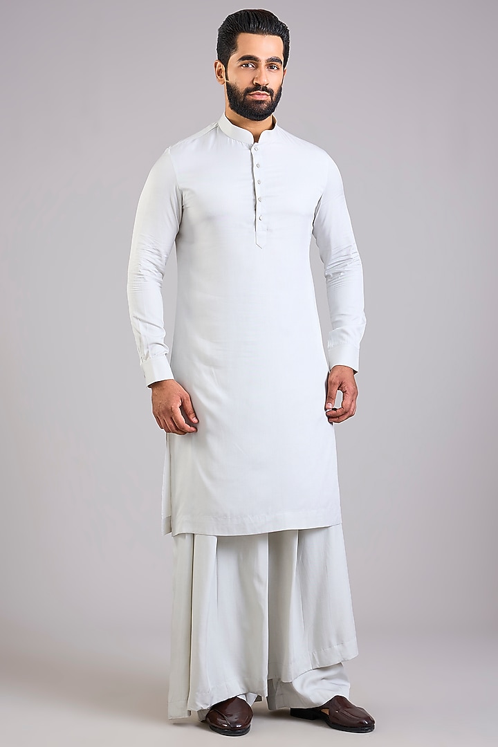 Silver Silk Embroidered Groom Sherwani Set by AMIT ARORA at Pernia's Pop Up Shop