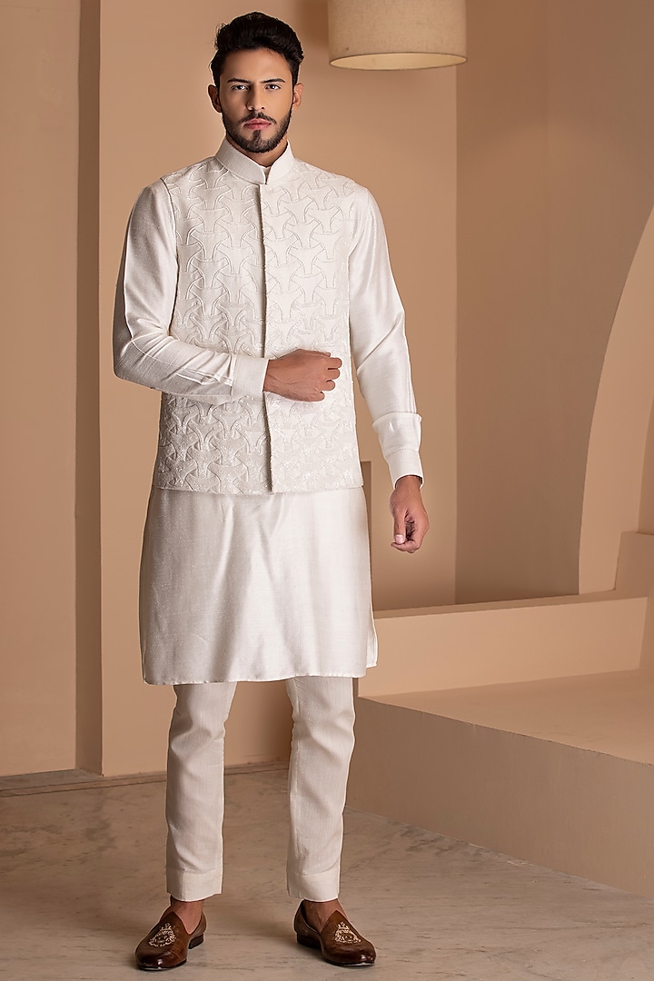 Off-White Banarasi Silk Embroidered Nehru Jacket Set by AMIT ARORA