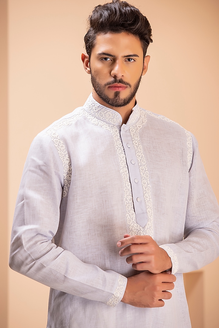 Lilac Linen Dori Embroidered Kurta Set by AMIT ARORA at Pernia's Pop Up Shop