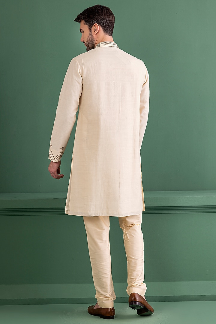 Cream Silk Chanderi Metal Work Kurta Set by AMIT ARORA at Pernia's Pop Up Shop