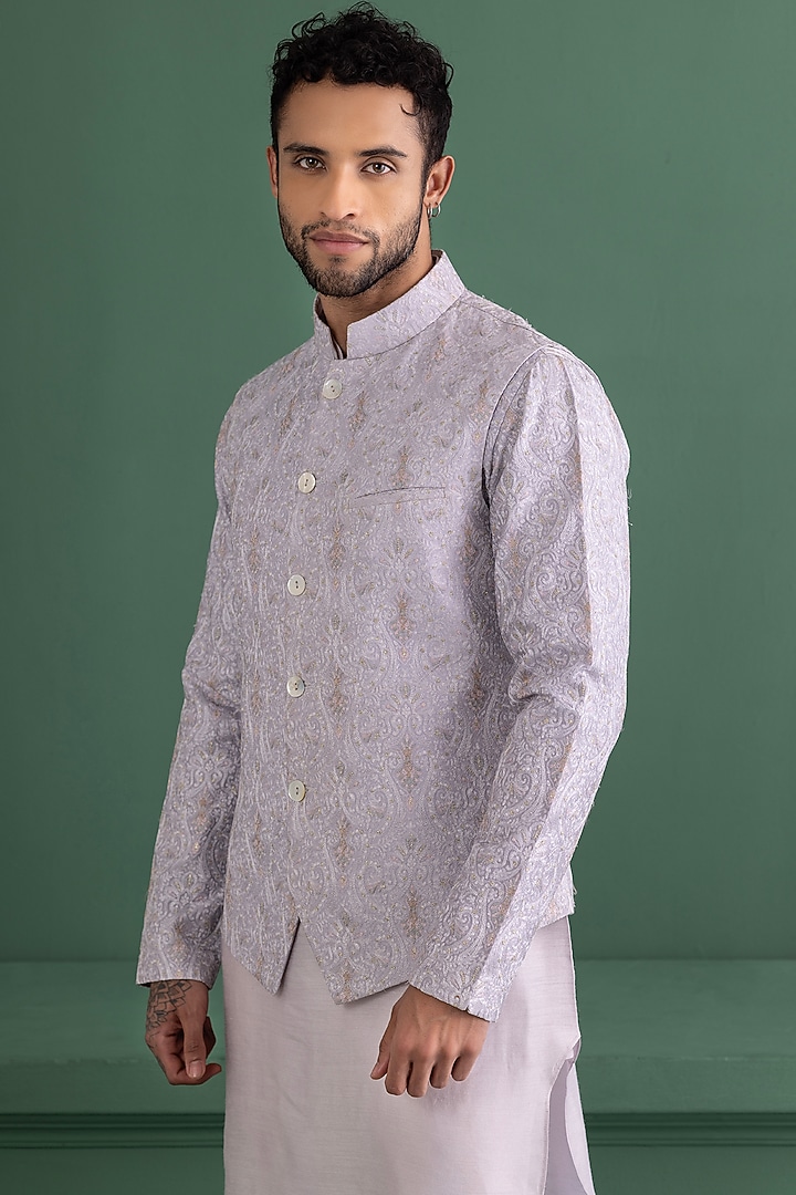 Lilac Silk Floral Embroidered Bundi Jacket Set by AMIT ARORA at Pernia's Pop Up Shop