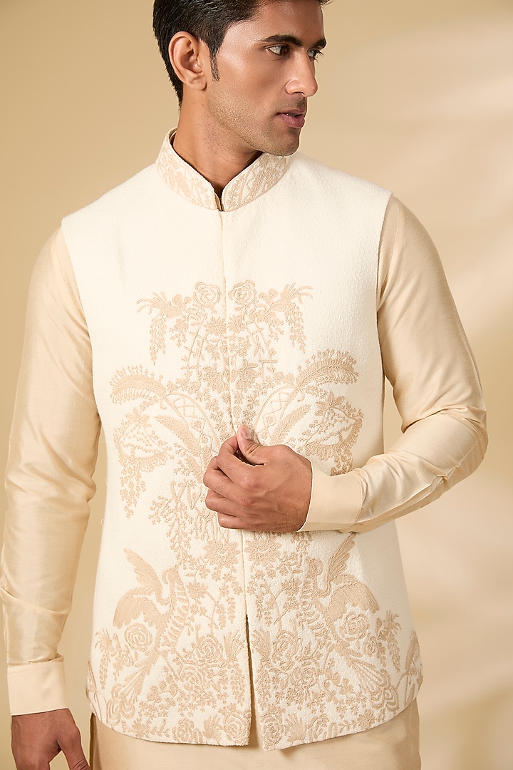 Ivory Dobby Silk & Cotton Silk Bundi Jacket Set by AMIT ARORA at Pernia's Pop Up Shop