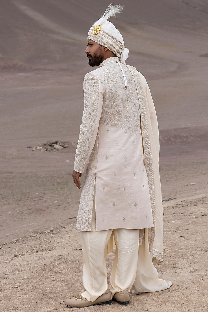 Peach Raw Silk Hand Embroidered Groom Sherwani Set by AMIT ARORA at Pernia's Pop Up Shop
