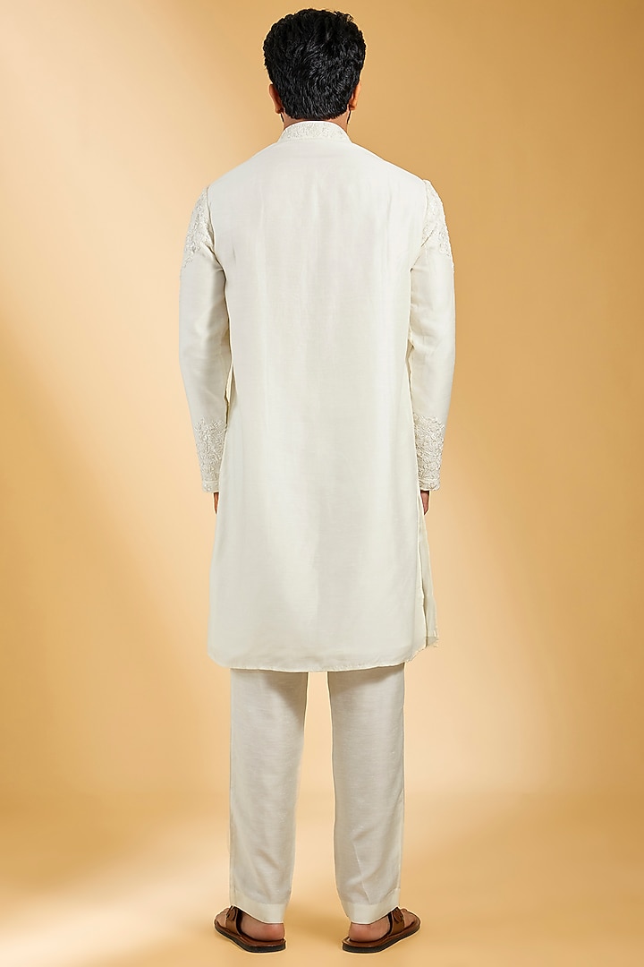 Cream Banarasi Silk & Cotton Silk Kurta Set by AMIT ARORA at Pernia's Pop Up Shop
