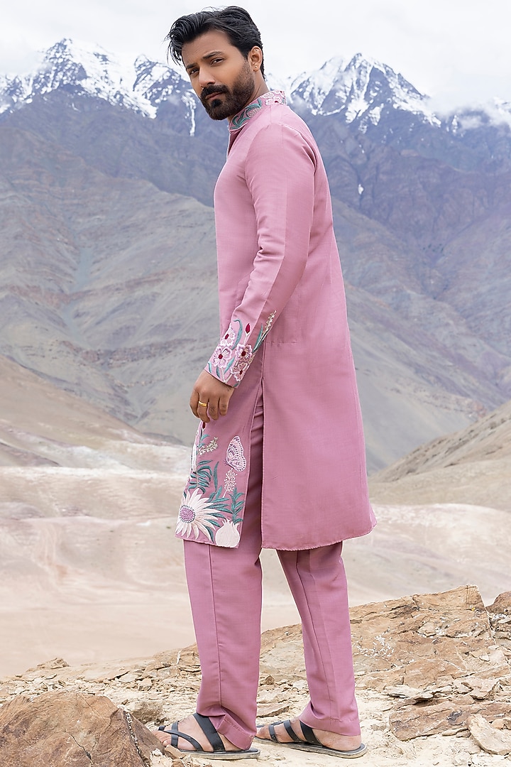Onion Pink Poly Silk Machine Embroidered Kurta Set by AMIT ARORA at Pernia's Pop Up Shop