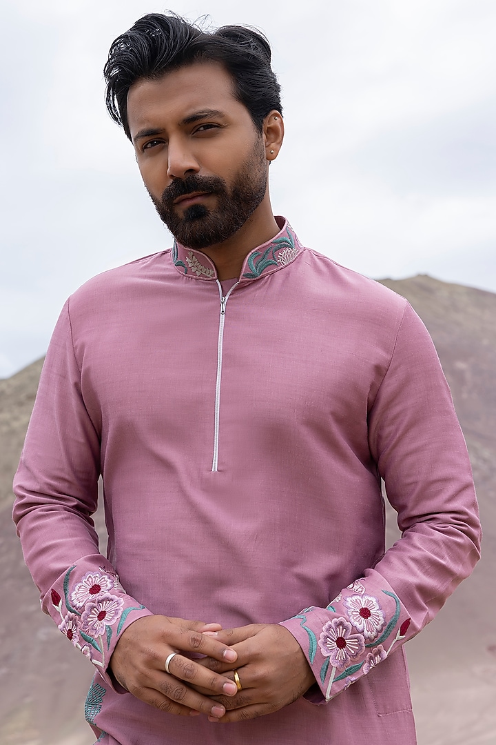 Onion Pink Poly Silk Machine Embroidered Kurta Set by AMIT ARORA at Pernia's Pop Up Shop
