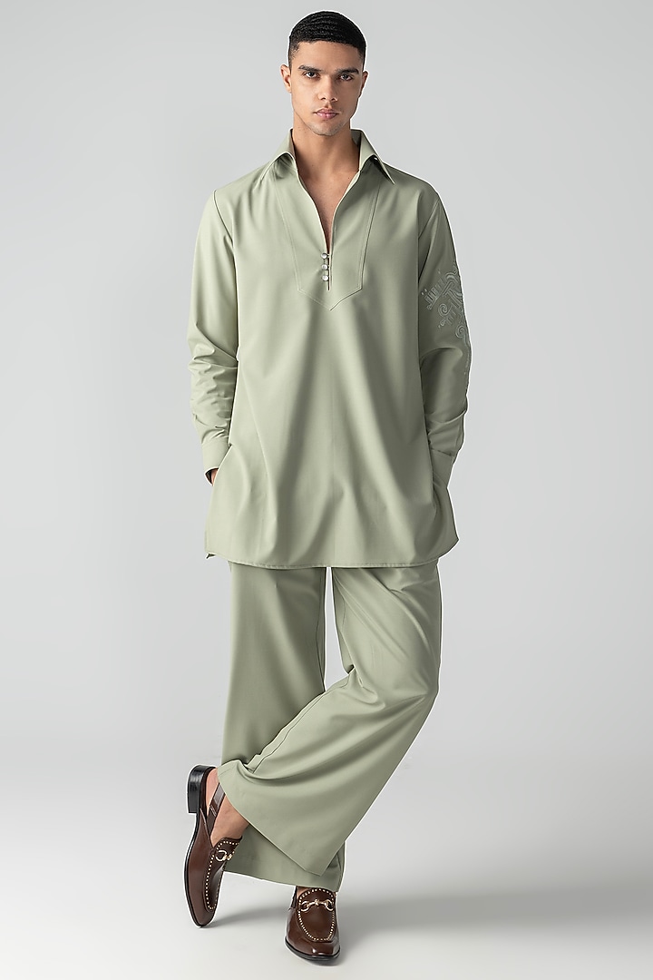 Mint Green Crepe Thread Embroidered Short Kurta Set by AMIT ARORA at Pernia's Pop Up Shop