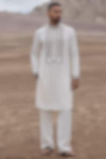 Ivory Knit Kurta Set by AMIT ARORA