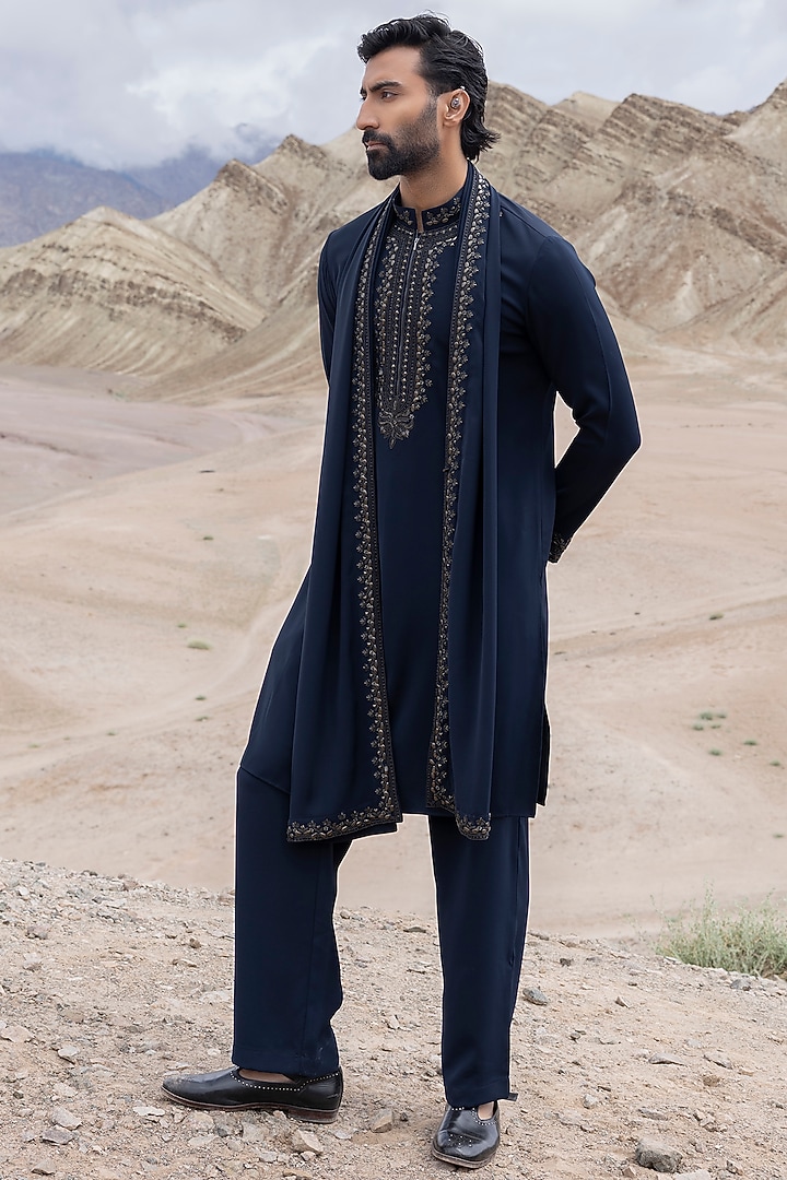 Navy Blue Knit Embellished Kurta Set by AMIT ARORA at Pernia's Pop Up Shop
