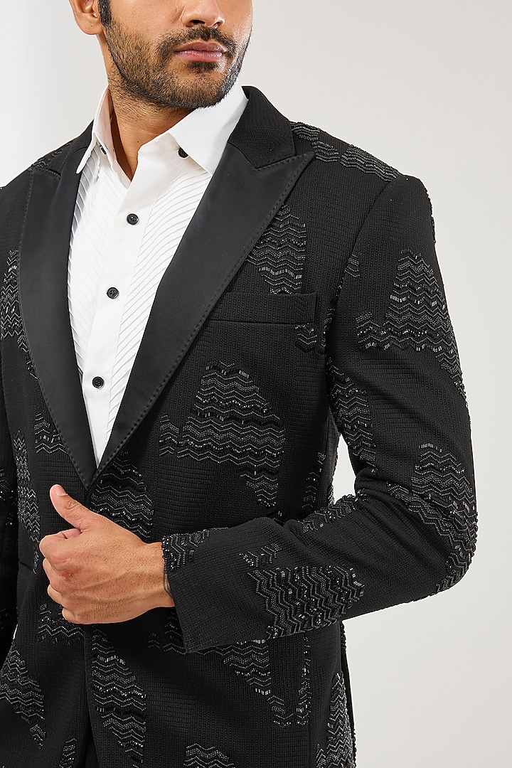 Black Suiting Hand Embroidered Tuxedo Set by AMIT ARORA at Pernia's Pop Up Shop