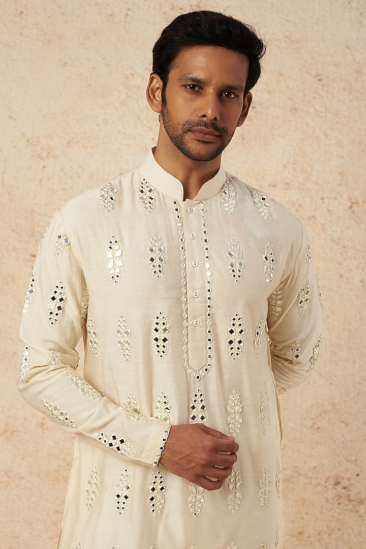 Cream Moonga Silk Mirror Embroidered Kurta Set by AMIT ARORA at Pernia's Pop Up Shop