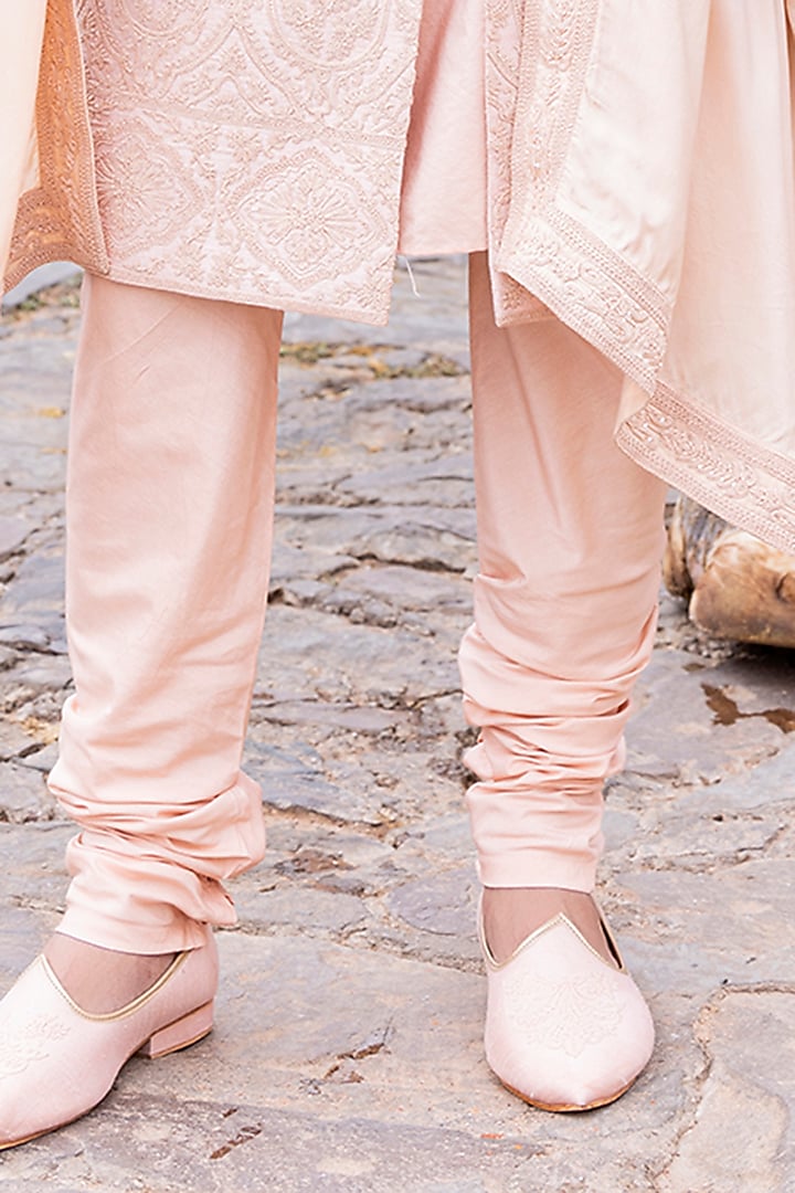 Pink Raw Silk Hand Embroidered Groom Sherwani Set by AMIT ARORA at Pernia's Pop Up Shop