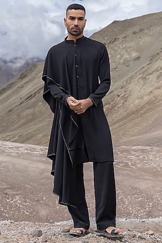 Black Knit Asymmetrical Kurta Set by AMIT ARORA