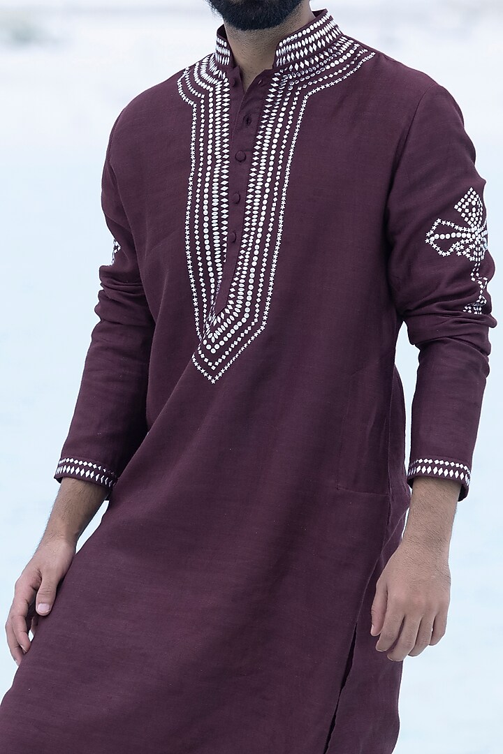 Maroon Banarasi Silk Embellished Kurta Set by AMIT ARORA at Pernia's Pop Up Shop