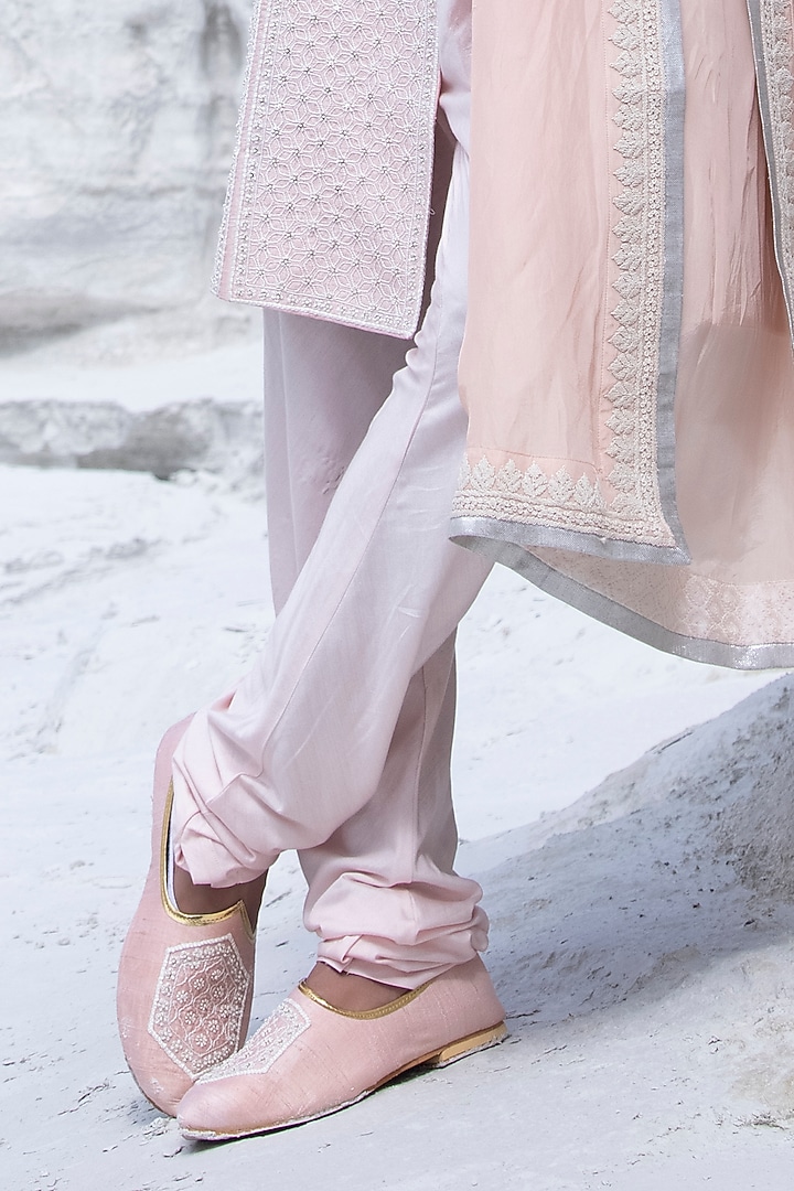 Baby Pink Raw Silk Hand Embroidered Groom Sherwani Set by AMIT ARORA at Pernia's Pop Up Shop