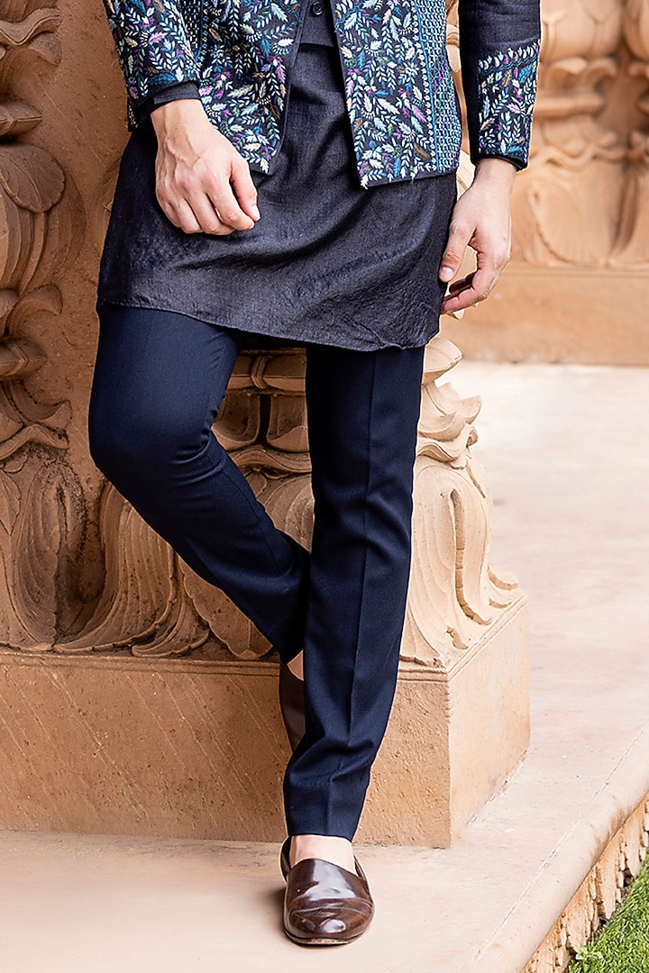 Navy Blue Silk Hand Embroidered Wedding Indowestern Set by AMIT ARORA at Pernia's Pop Up Shop
