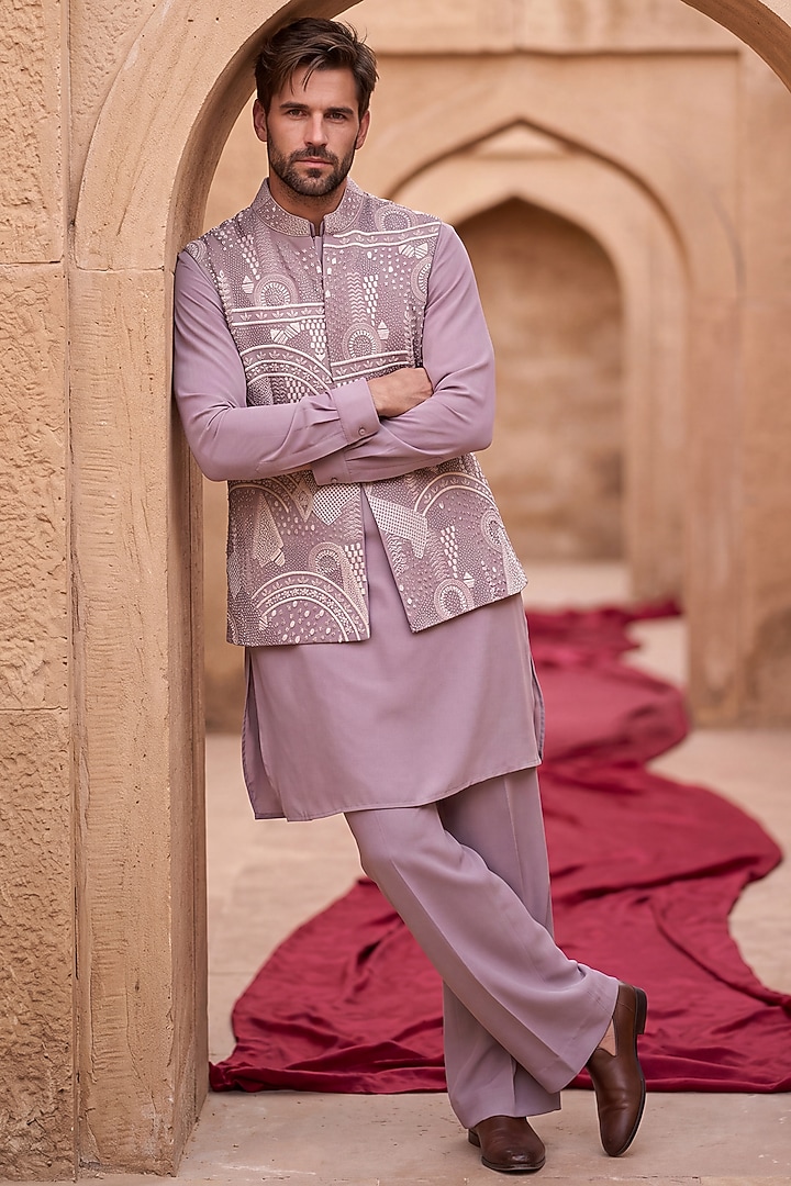 Mauve Knit Hand Embroidered Bundi Jacket Set by AMIT ARORA at Pernia's Pop Up Shop