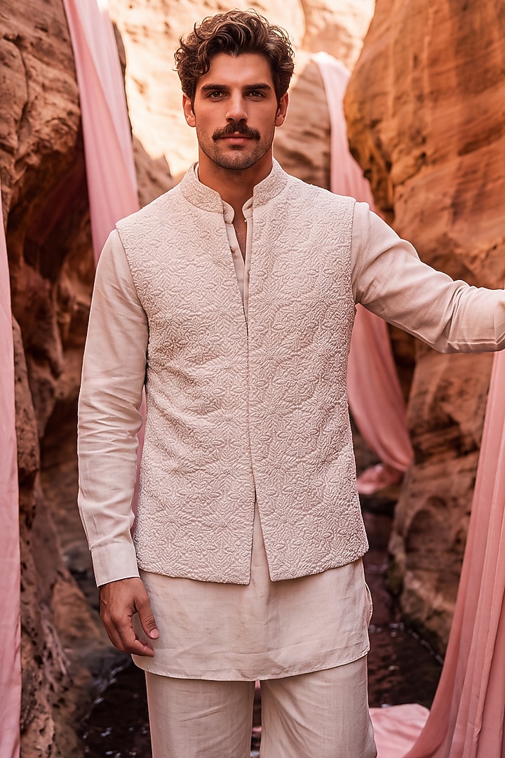 Cream Linen Floral Embroidered Bundi Jacket Set by AMIT ARORA at Pernia's Pop Up Shop