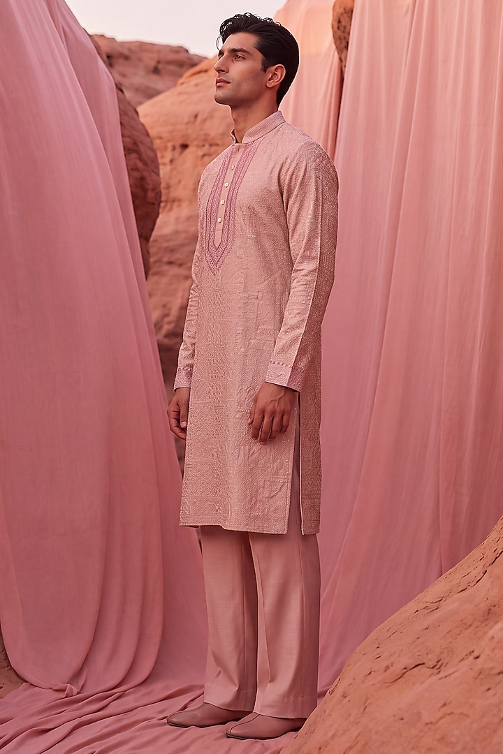 Pink Chanderi Silk Embroidered Kurta Set by AMIT ARORA at Pernia's Pop Up Shop