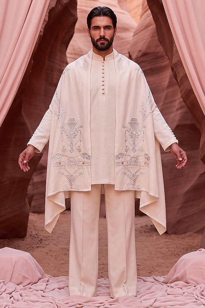 Ivory Knit Kurta Set by AMIT ARORA at Pernia's Pop Up Shop