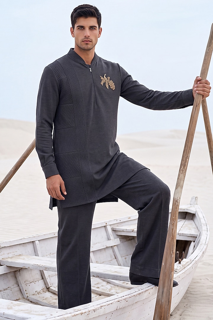 Grey Knit Embroidered Kurta Set by AMIT ARORA at Pernia's Pop Up Shop