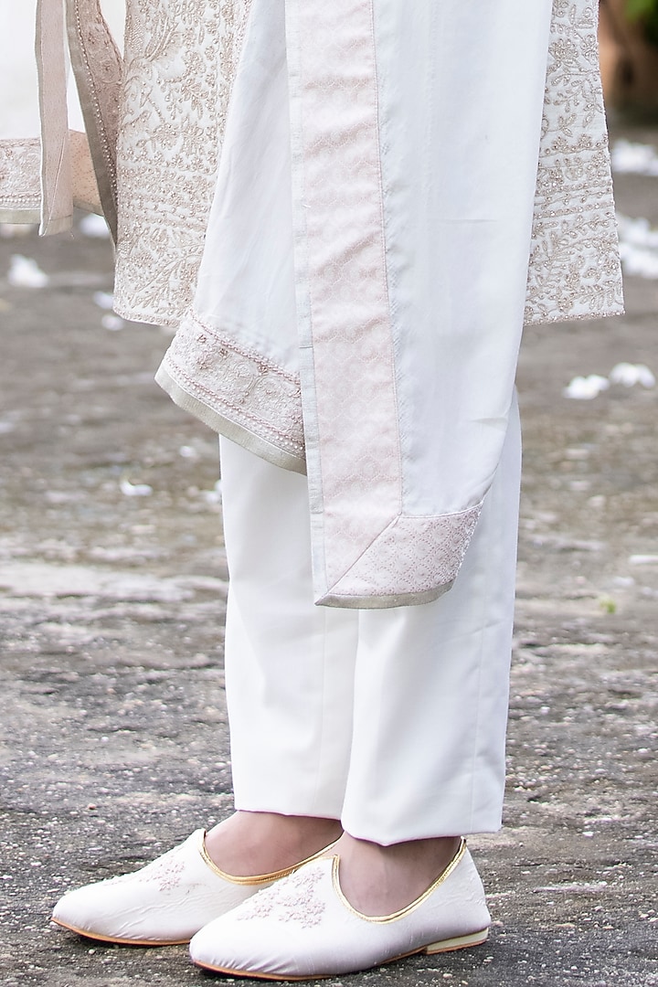 Off-White Raw Silk Hand Embroidered Groom Sherwani Set by AMIT ARORA at Pernia's Pop Up Shop