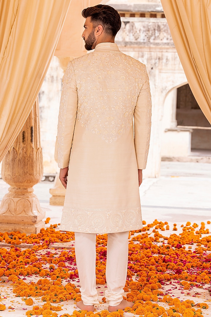 Cream Raw Silk Embroidered Groom Sherwani Set by AMIT ARORA at Pernia's Pop Up Shop