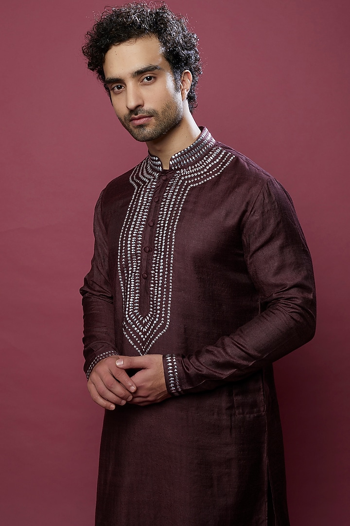 Maroon Banarasi Silk Embellished Kurta Set by AMIT ARORA at Pernia's Pop Up Shop