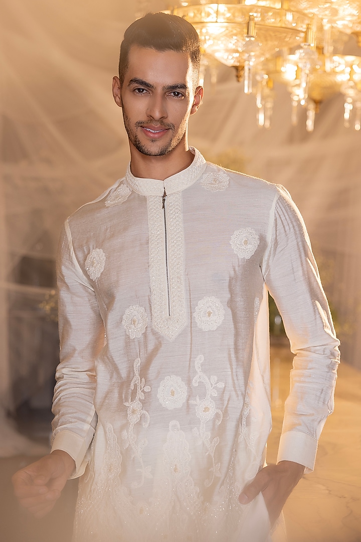 Cream Moonga Silk Hand Embroidered Short Kurta Set by AMIT ARORA at Pernia's Pop Up Shop