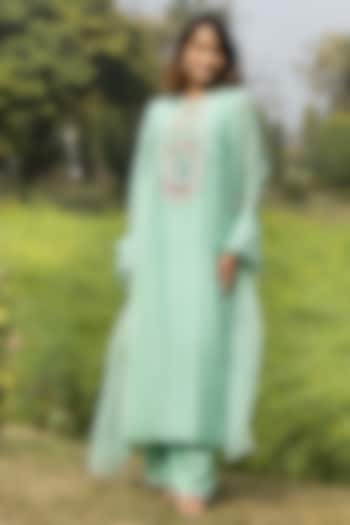 Sea Green Chanderi Hand Embroidered Kurta Set by AMRTA By Guneet Kondal at Pernia's Pop Up Shop