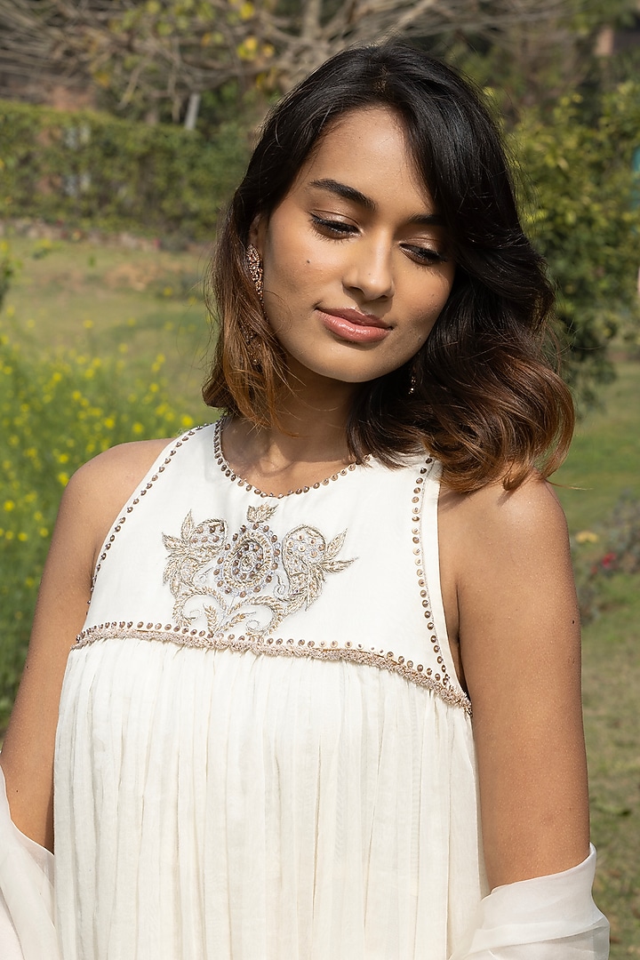Neutral Chanderi Hand Embroidered Wedding Anarkali Set by AMRTA By Guneet Kondal at Pernia's Pop Up Shop