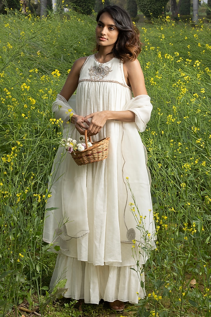 Neutral Chanderi Hand Embroidered Wedding Anarkali Set by AMRTA By Guneet Kondal at Pernia's Pop Up Shop