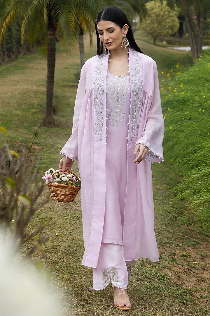 Salmon Pink Pure Chanderi Hand Embroidered Cape Set by AMRTA By Guneet Kondal at Pernia's Pop Up Shop