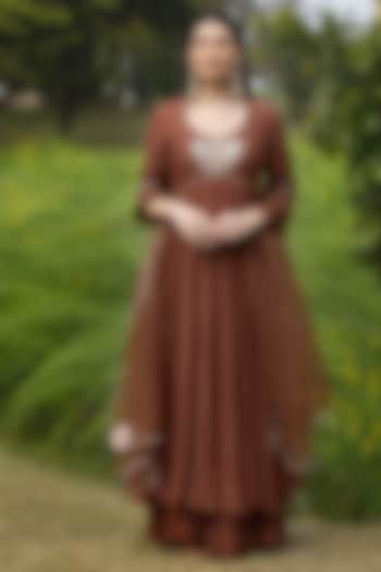 Coco-Colored Chanderi Hand Embroidered Wedding Anarkali Set by AMRTA By Guneet Kondal at Pernia's Pop Up Shop