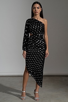 product-color-Black