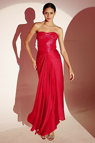 Red Satin Skirt Set by AMRTA By Guneet Kondal