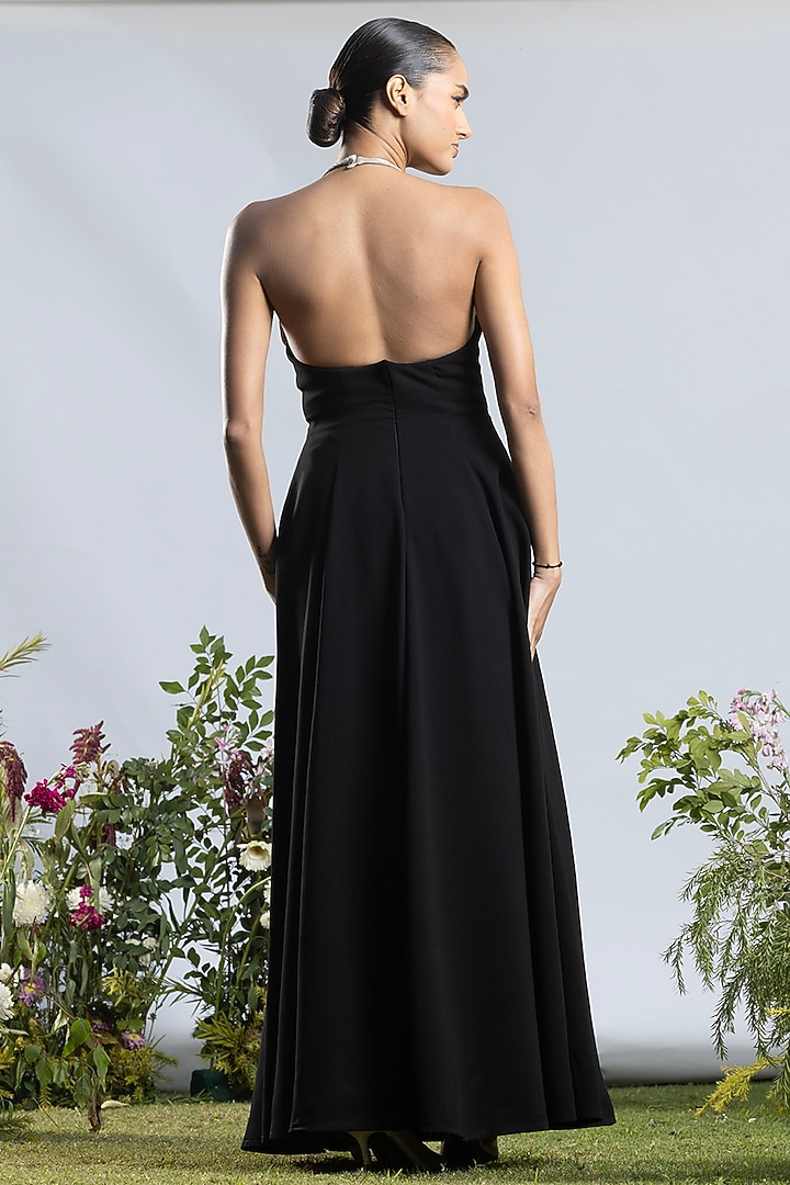 Black & Silver Banarasi Shimmer Floral Embroidered Engagement Gown by AMRTA By Guneet Kondal at Pernia's Pop Up Shop