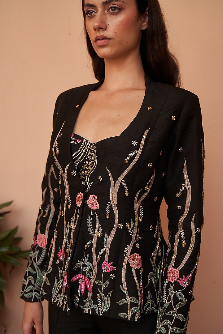 Black Matka Silk Embroidered Jacket Set by AMRTA By Guneet Kondal at Pernia's Pop Up Shop
