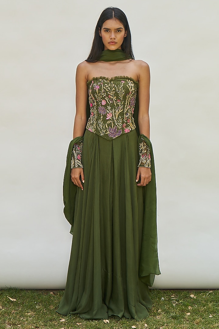 Green Viscose Chinon Pleated Wedding Lehenga Set by AMRTA By Guneet Kondal at Pernia's Pop Up Shop