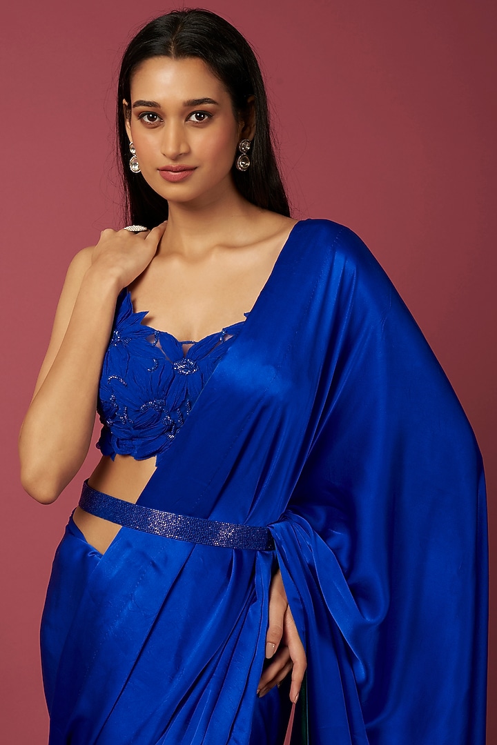Royal Blue Pure Satin Wedding Saree Set by Amrita Thakur at Pernia's Pop Up Shop